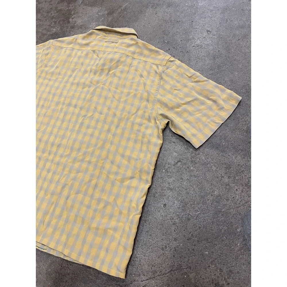 The‎ North Face Shirt Mens Medium Yellow Check Short Sleeve Button Up Hiking